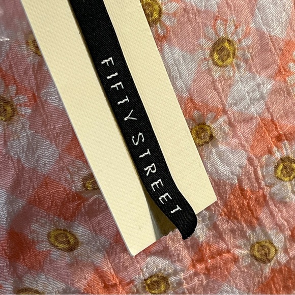 Fifty Street Sleeveless Button Down Tunic, Tied Front, Size Medium NWT - Picture 8 of 11